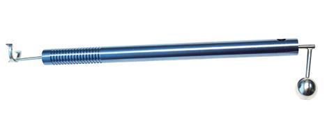 Figure 3. Whitehouse Gravity Axis Marker makes reference marks at 3, 6, and 9 o’clock with rear-positioned weight.